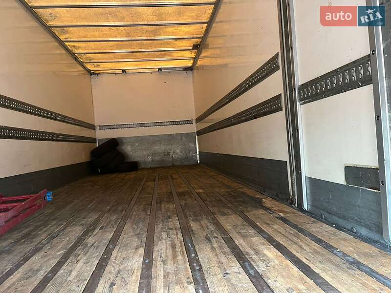 Грузовой фургон Mercedes-Benz Atego 2011 в Бучаче