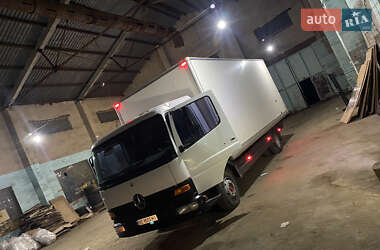 Вантажний фургон Mercedes-Benz Atego 2000 в Миколаєві
