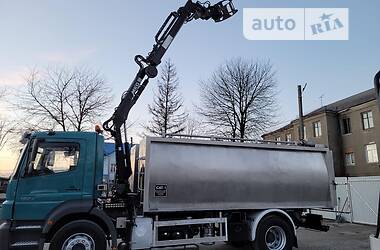 Самосвал Mercedes-Benz Axor 2010 в Бучаче