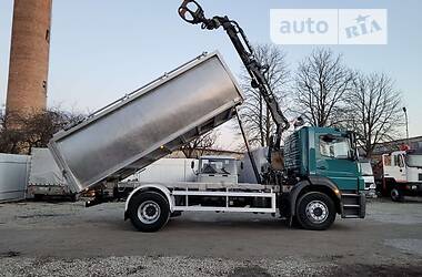 Самосвал Mercedes-Benz Axor 2010 в Бучаче