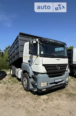 Самосвал Mercedes-Benz Axor 2009 в Виннице