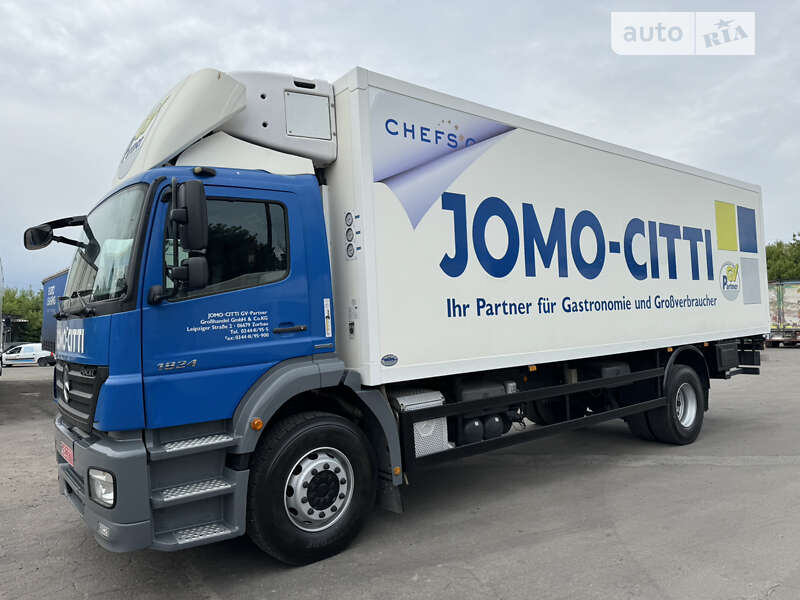 Рефрижератор Mercedes-Benz Axor 2011 в Рівному