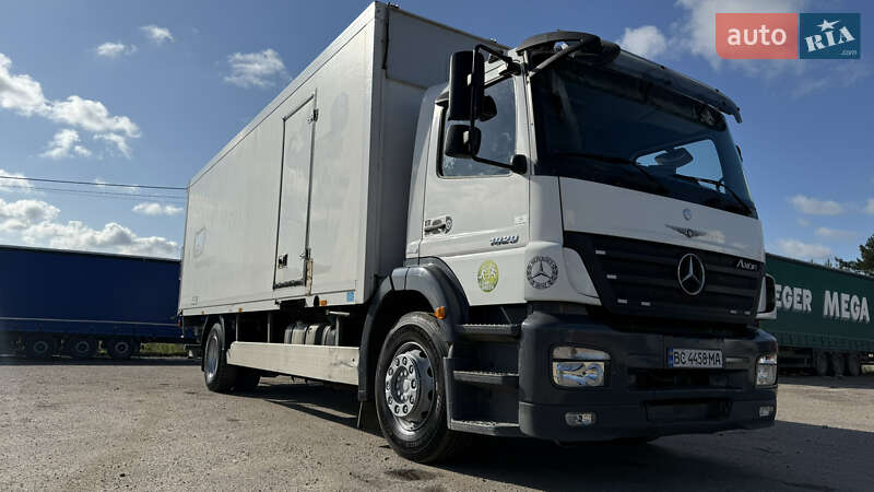 Mercedes-Benz Axor 2012