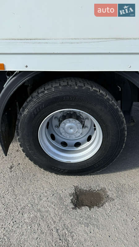 Рефрижератор Mercedes-Benz Axor 2012 в Львове