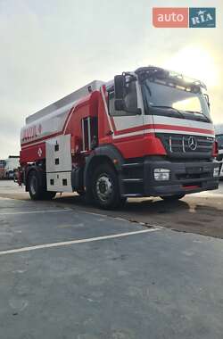 Бензовоз Mercedes-Benz Axor 2010 в Рівному