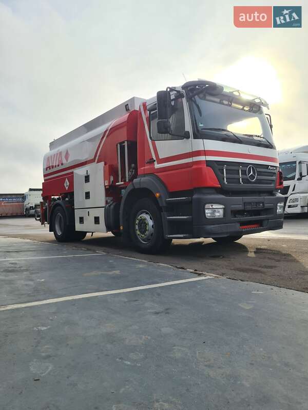 Mercedes-Benz Axor 2010