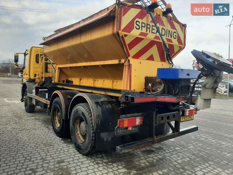 Пескоразбрасывающая машина Mercedes-Benz Axor 2012 в Львове