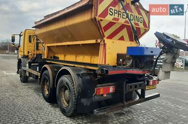 Пескоразбрасывающая машина Mercedes-Benz Axor 2012 в 