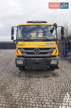 Пескоразбрасывающая машина Mercedes-Benz Axor 2012 в 