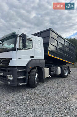 Самосвал Mercedes-Benz Axor 2008 в Виннице