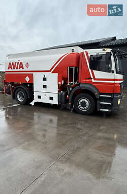 Бензовоз Mercedes-Benz Axor 2011 в Ровно