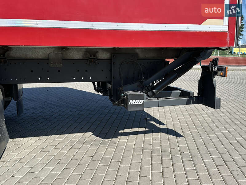 Вантажний фургон Mercedes-Benz Axor 2012 в Бучачі