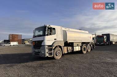 Цистерна Mercedes-Benz Axor 2006 в Луцке