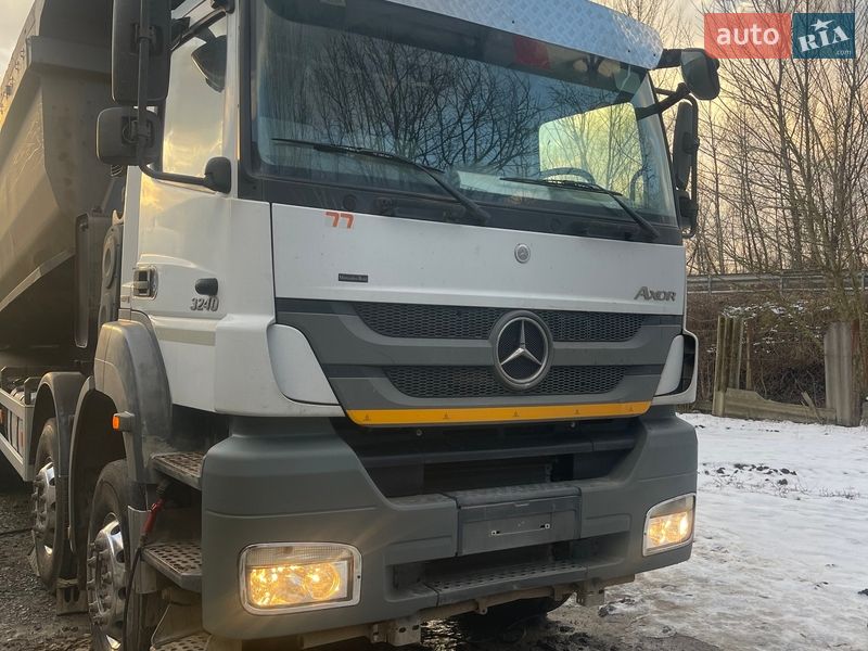 Mercedes-Benz Axor 2012