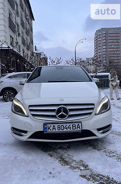 Хэтчбек Mercedes-Benz B 250 2014 в Киеве