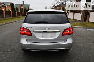 Універсал Mercedes-Benz B-Class 2016 в 