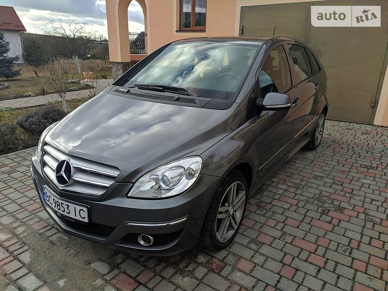 Універсал Mercedes-Benz B-Class 2011 в Миколаєві