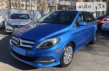 Хетчбек Mercedes-Benz B-Class 2014 в 