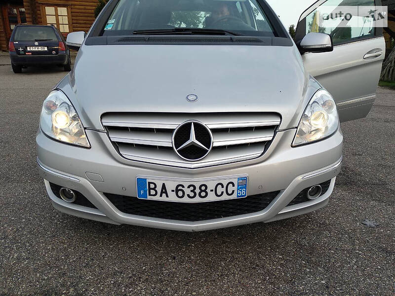 Хетчбек Mercedes-Benz B-Class 2010 в Лубнах фото 5 Хетчбек Mercedes-Benz B-Class 2010 в Лубнах