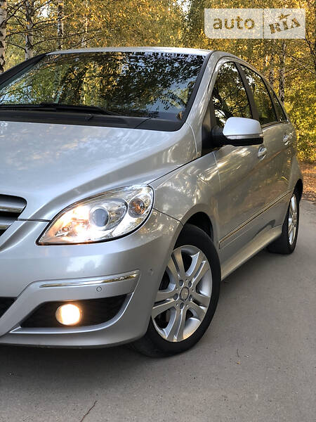 Хетчбек Mercedes-Benz B-Class 2010 в Лубнах фото 18 Хетчбек Mercedes-Benz B-Class 2010 в Лубнах