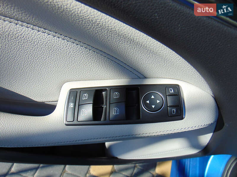 Хэтчбек Mercedes-Benz B-Class 2014 в Новояворовске