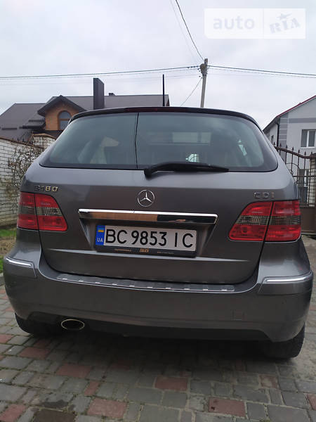 Універсал Mercedes-Benz B-Class 2011 в Миколаєві