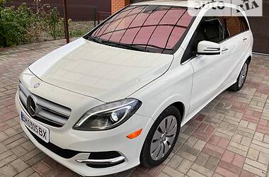 Хэтчбек Mercedes-Benz B-Class 2016 в Сумах