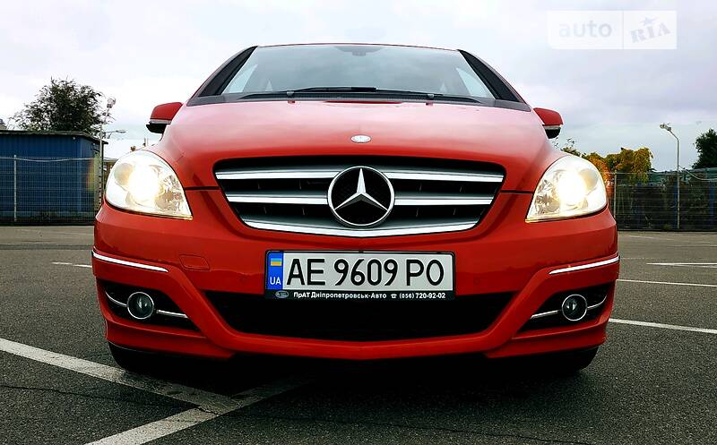 Хэтчбек Mercedes-Benz B-Class 2010 в Днепре