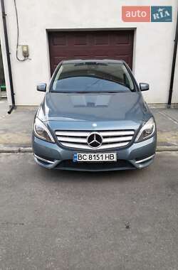 Минивэн Mercedes-Benz B-Class 2013 в 