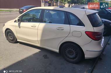 Хэтчбек Mercedes-Benz B-Class 2014 в Киеве