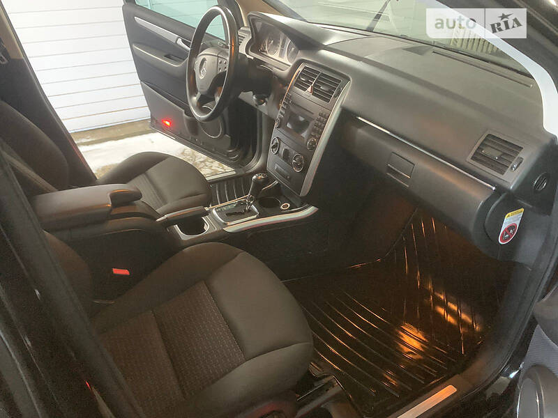 Хэтчбек Mercedes-Benz B-Class 2010 в Киеве