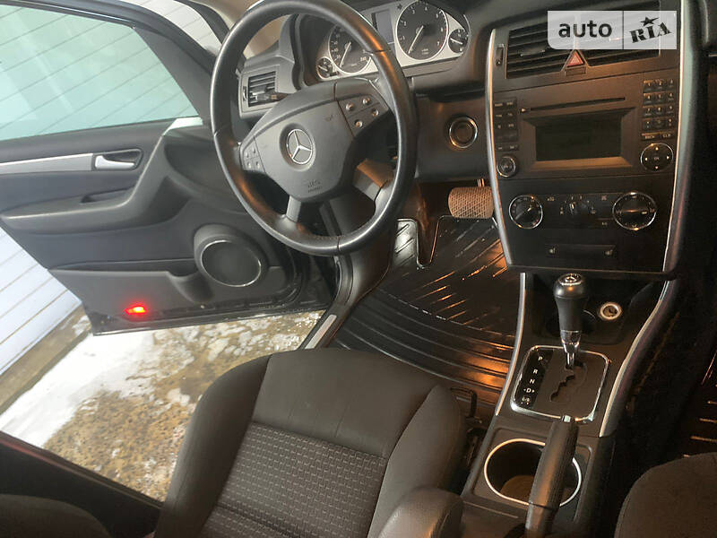 Хэтчбек Mercedes-Benz B-Class 2010 в Киеве