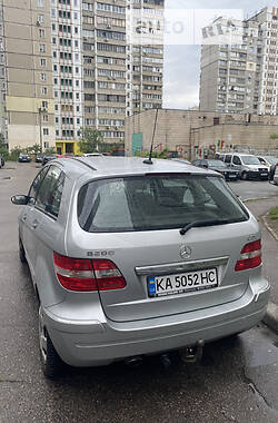 Седан Mercedes-Benz B-Class 2005 в Киеве