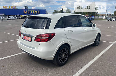 Универсал Mercedes-Benz B-Class 2016 в Житомире