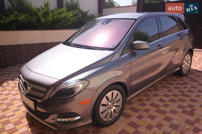 Хэтчбек Mercedes-Benz B-Class 2014 в Одессе