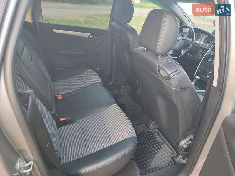 Хэтчбек Mercedes-Benz B-Class 2006 в Золотоноше фото 8 Хэтчбек Mercedes-Benz B-Class 2006 в Золотоноше