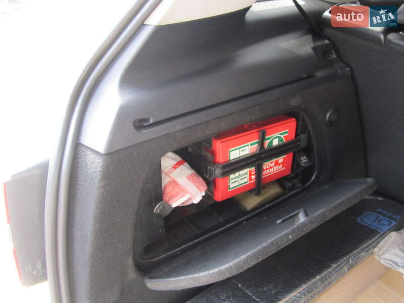 Хэтчбек Mercedes-Benz B-Class 2010 в Одессе