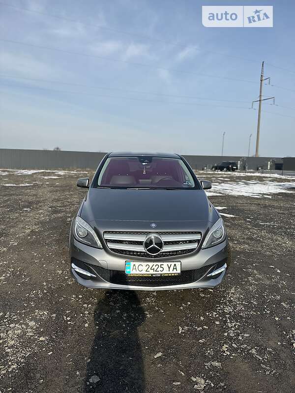 Хэтчбек Mercedes-Benz B-Class 2015 в Луцке