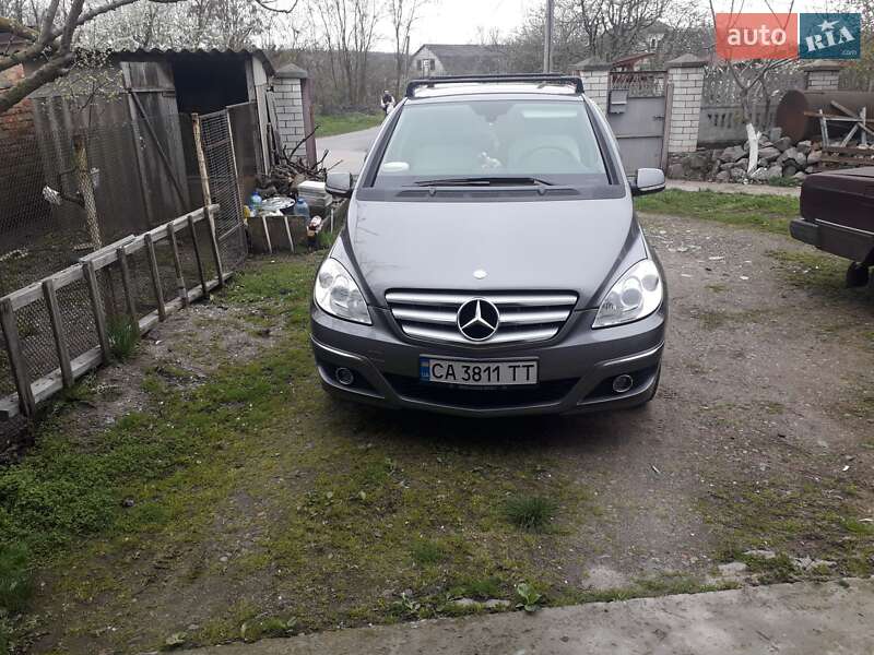 Хетчбек Mercedes-Benz B-Class 2011 в Каневі