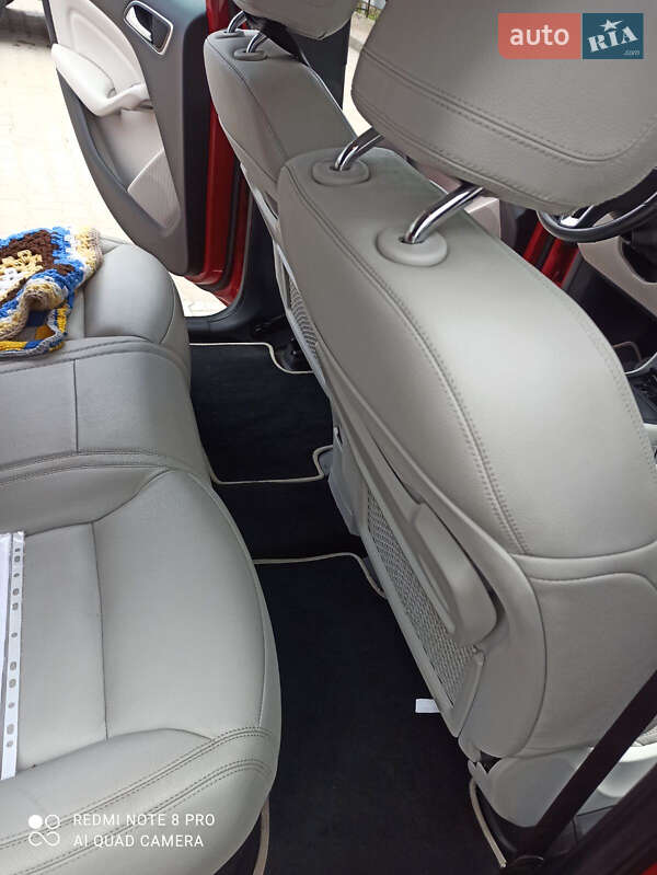 Хэтчбек Mercedes-Benz B-Class 2014 в Черновцах