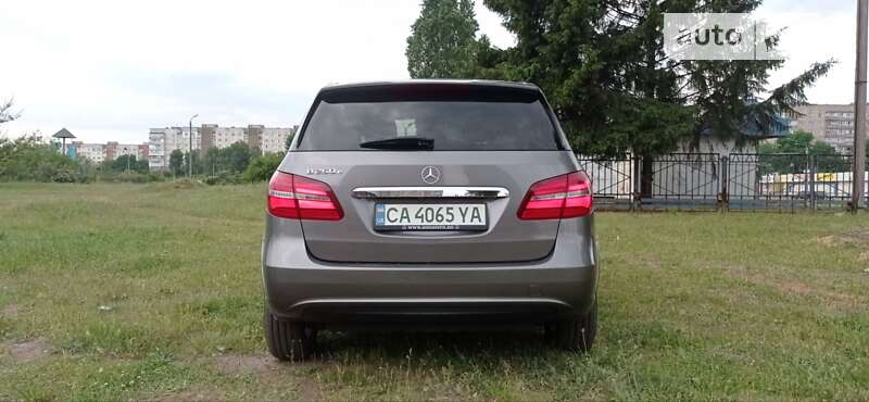 Хэтчбек Mercedes-Benz B-Class 2015 в Черкассах фото 22 Хэтчбек Mercedes-Benz B-Class 2015 в Черкассах