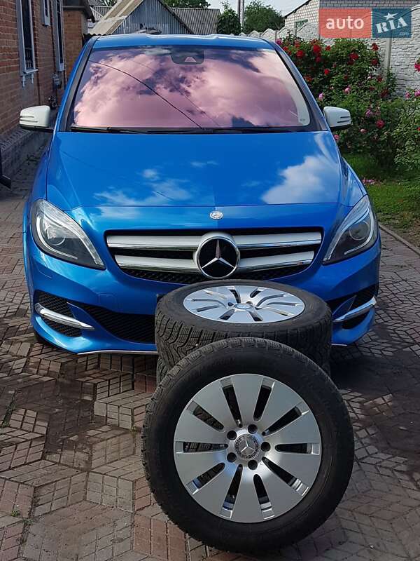 Хэтчбек Mercedes-Benz B-Class 2015 в Полтаве