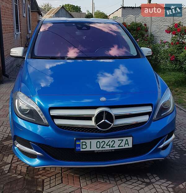 Хэтчбек Mercedes-Benz B-Class 2015 в Полтаве