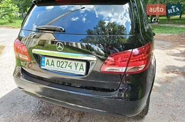 Хэтчбек Mercedes-Benz B-Class 2017 в Киеве