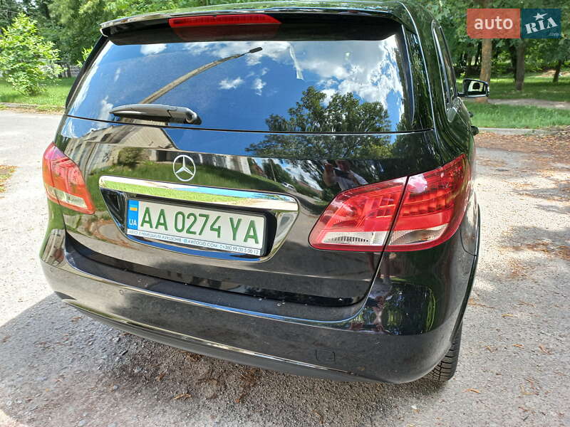 Хетчбек Mercedes-Benz B-Class 2017 в Києві