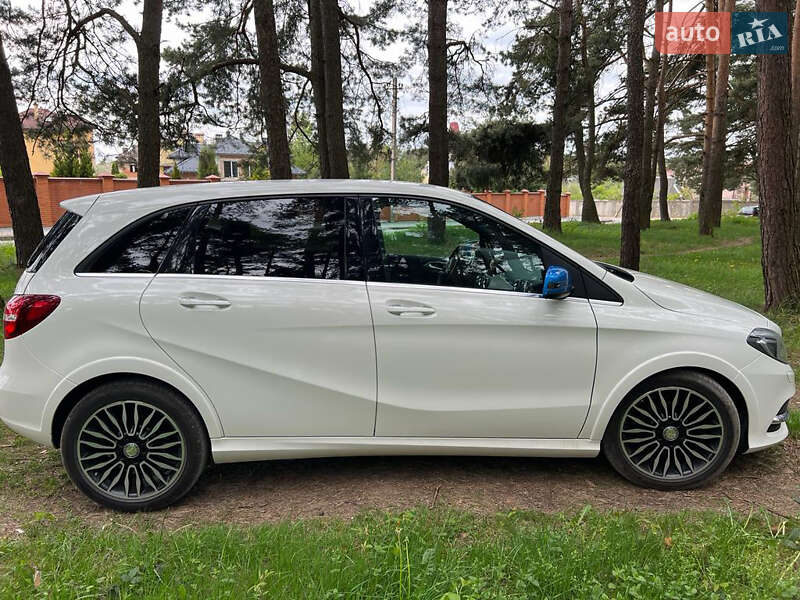 Хетчбек Mercedes-Benz B-Class 2016 в Львові