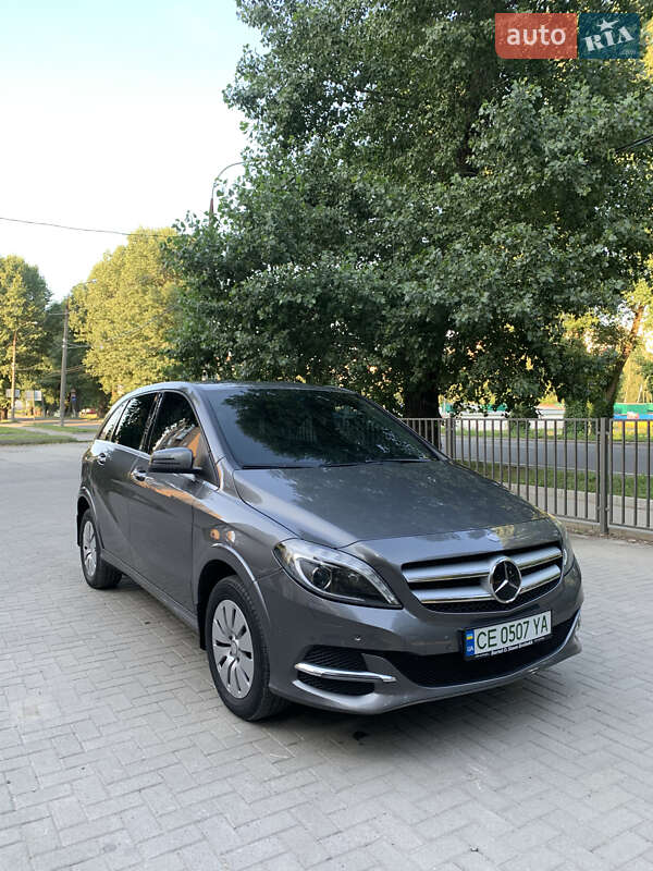 Хэтчбек Mercedes-Benz B-Class 2016 в Черновцах