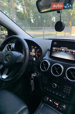 Хэтчбек Mercedes-Benz B-Class 2016 в Черновцах