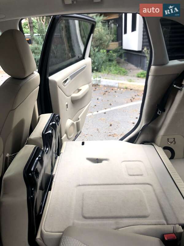 Хетчбек Mercedes-Benz B-Class 2010 в Києві