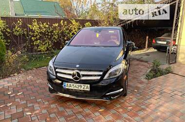 Хэтчбек Mercedes-Benz B-Class 2014 в 